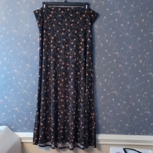 LulaRoe 3x Maxi Skirt Floral Black background 3xl